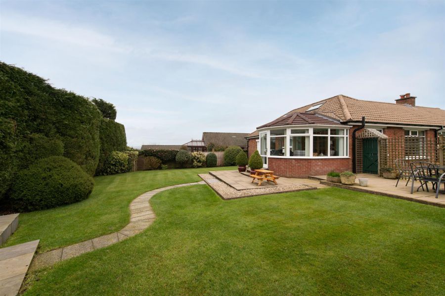 51 Collinbridge Gardens