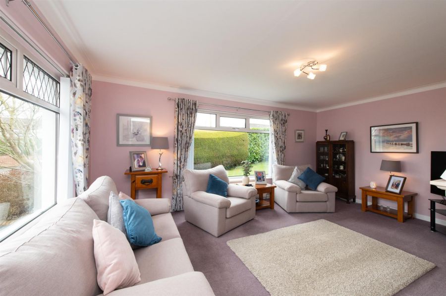 51 Collinbridge Gardens