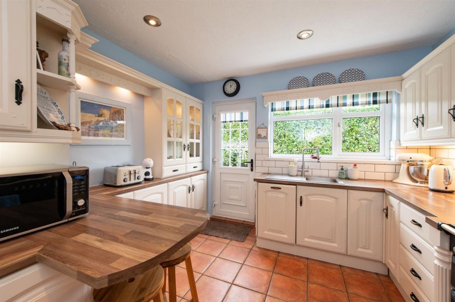 51 Collinbridge Gardens