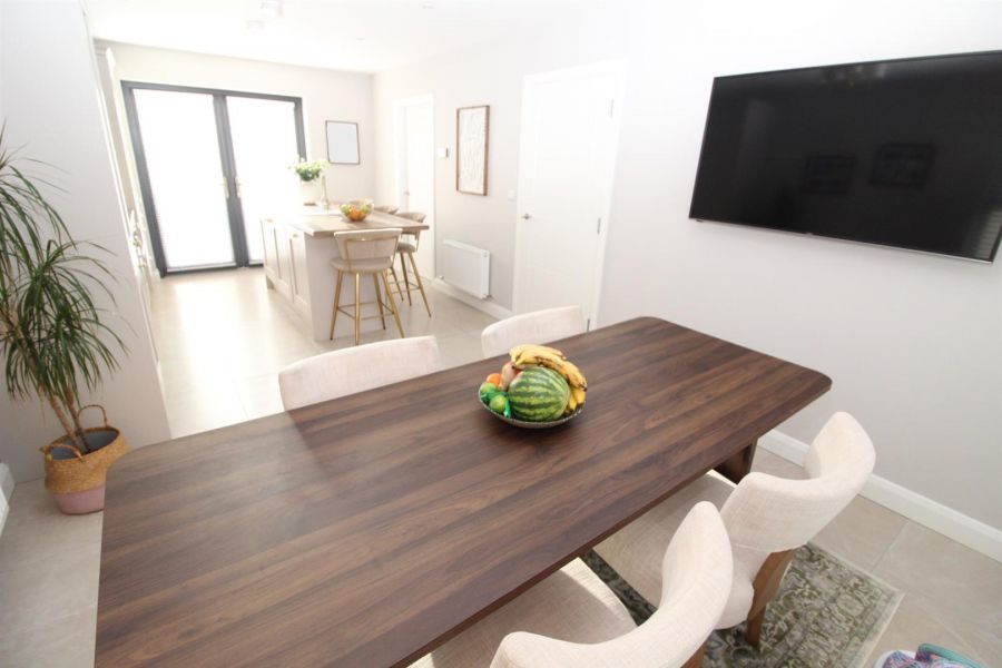 16 Carnlea Wood Glen