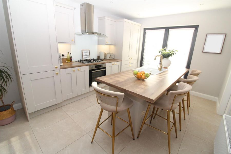 16 Carnlea Wood Glen