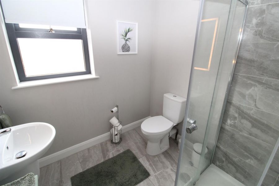 16 Carnlea Wood Glen