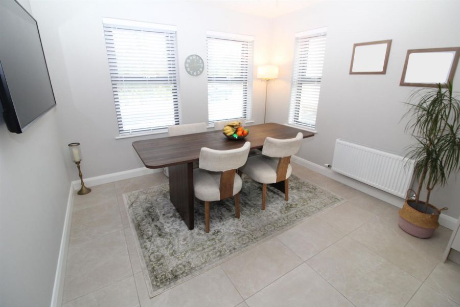 16 Carnlea Wood Glen