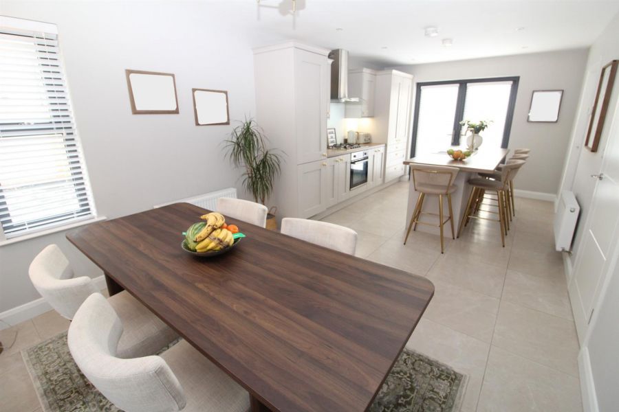 16 Carnlea Wood Glen