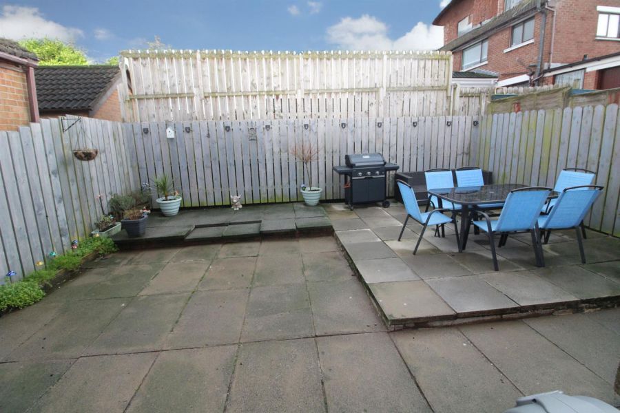 24 Beechgrove Gardens