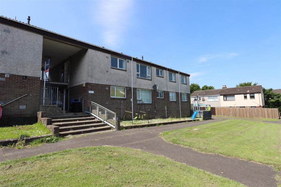 95 Bleach Green Avenue