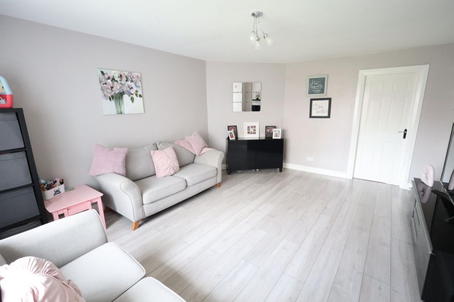 22 Abbeycroft Gardens