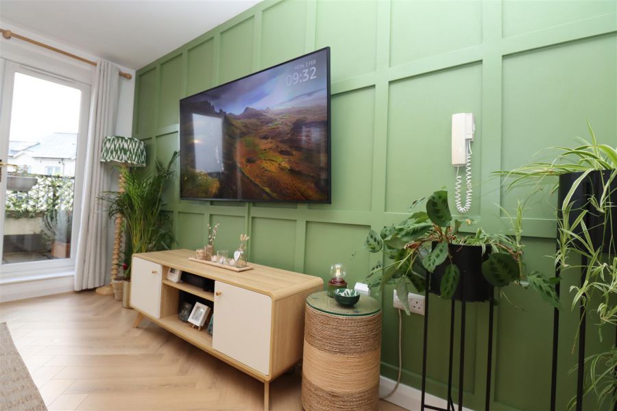 Apt 40, 252 Whitewell Road