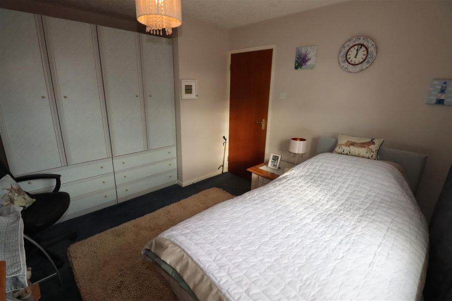 11 Glencraig Gardens