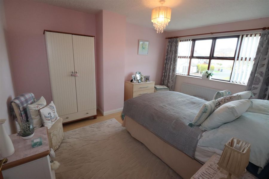 11 Glencraig Gardens