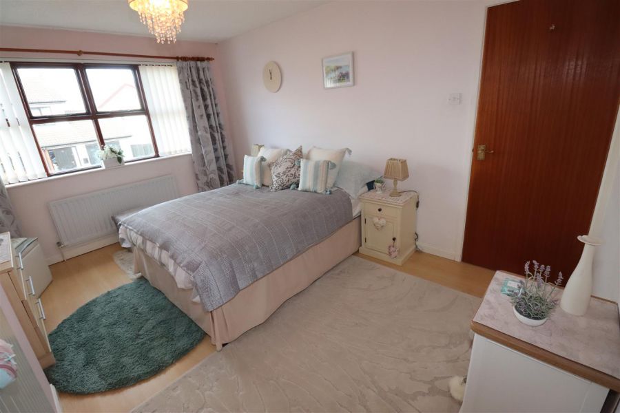 11 Glencraig Gardens