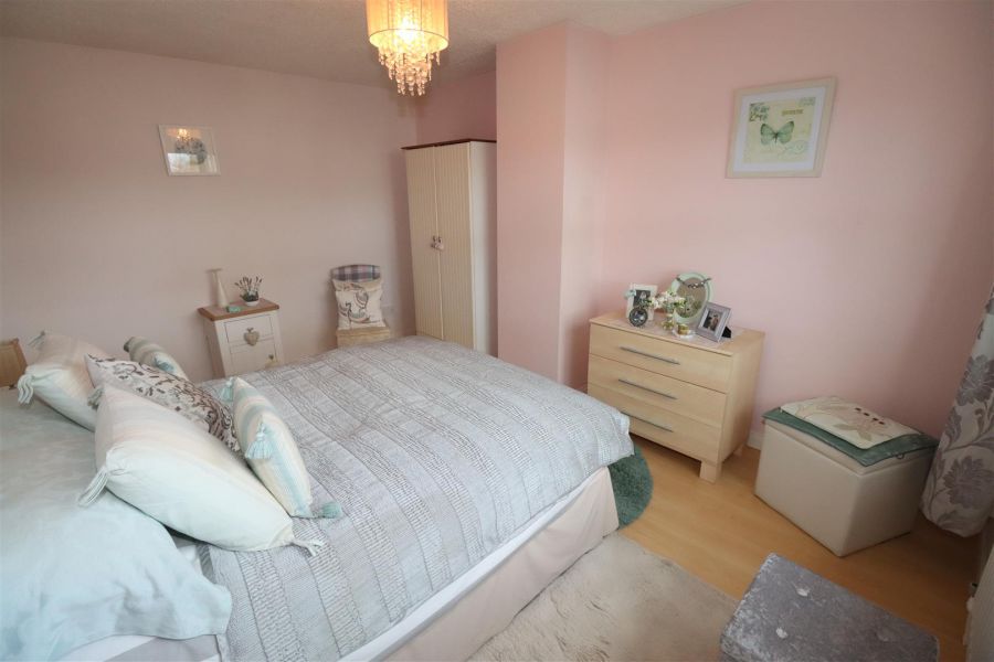 11 Glencraig Gardens