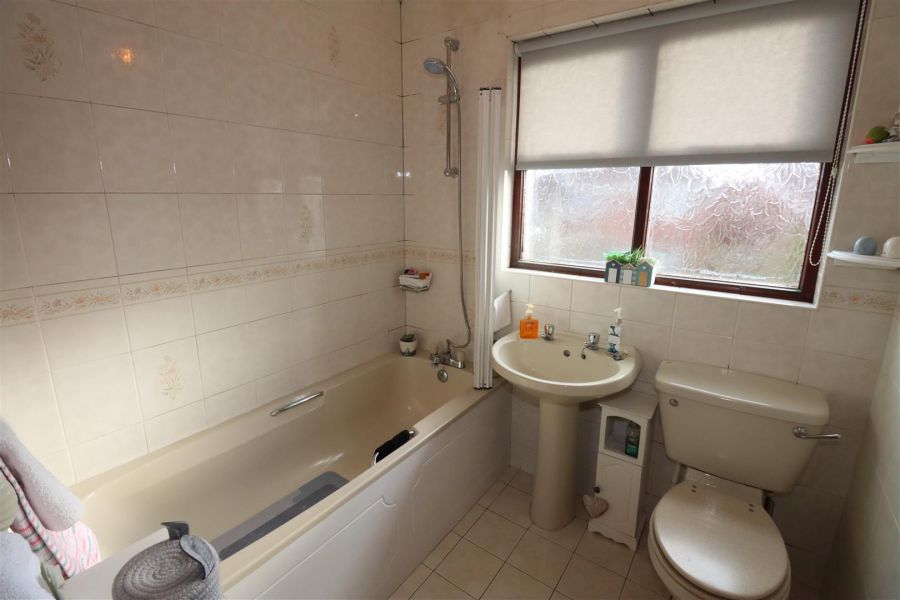 11 Glencraig Gardens