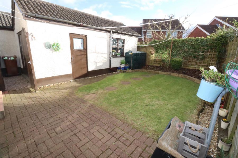 11 Glencraig Gardens