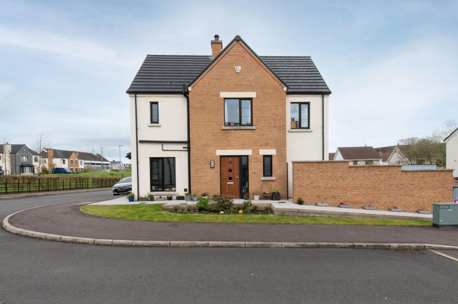 6 Chantry Gardens