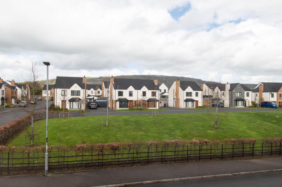 6 Chantry Gardens
