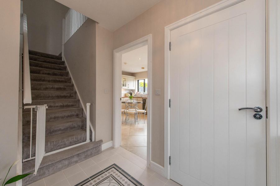 6 Chantry Gardens
