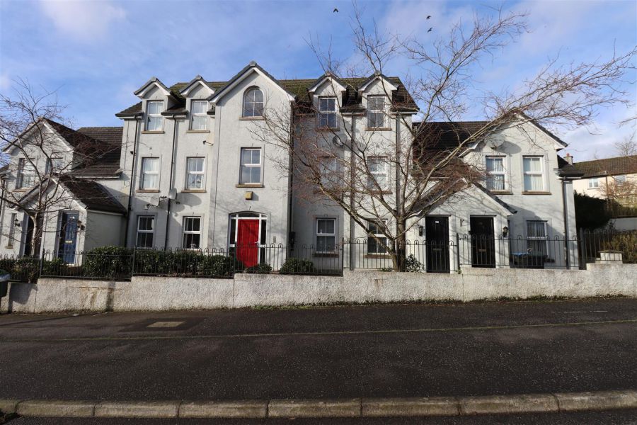 81H Ballyeaston Road