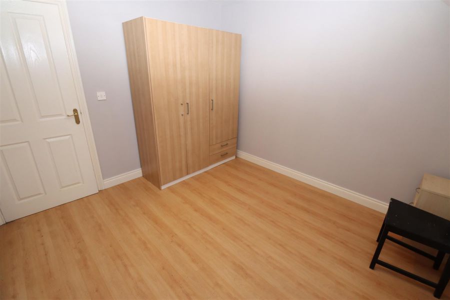 81H Ballyeaston Road