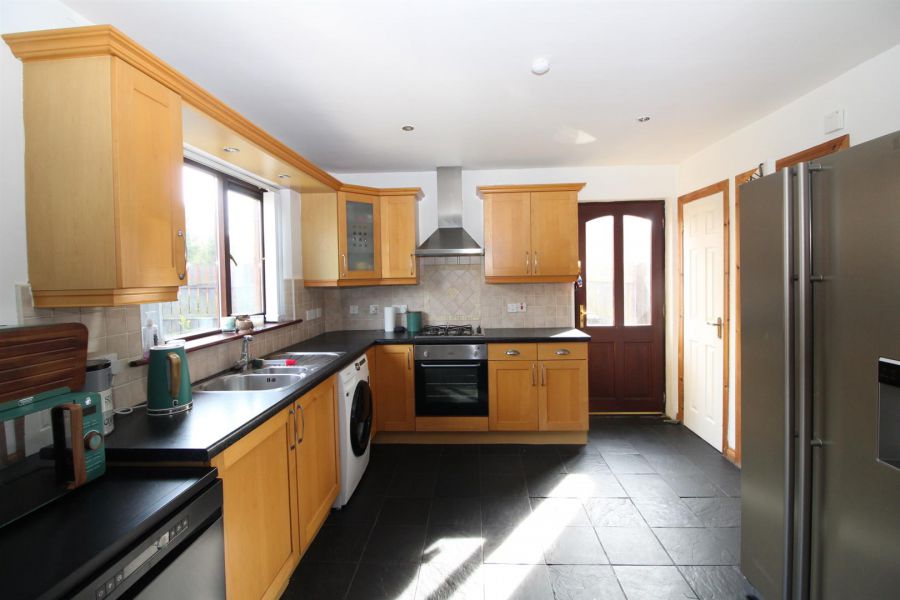 |., 22 Glenabbey Crescent