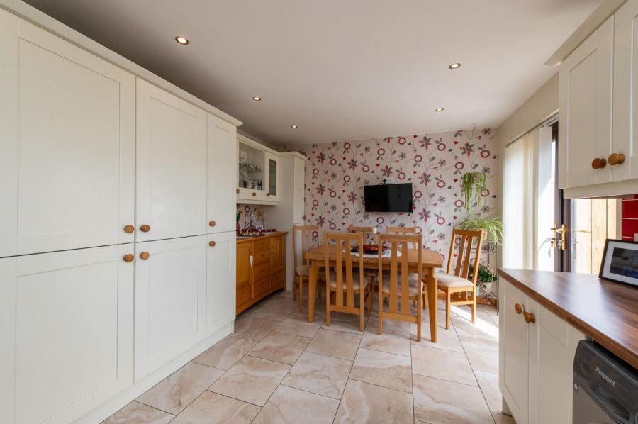 15 Millview Close