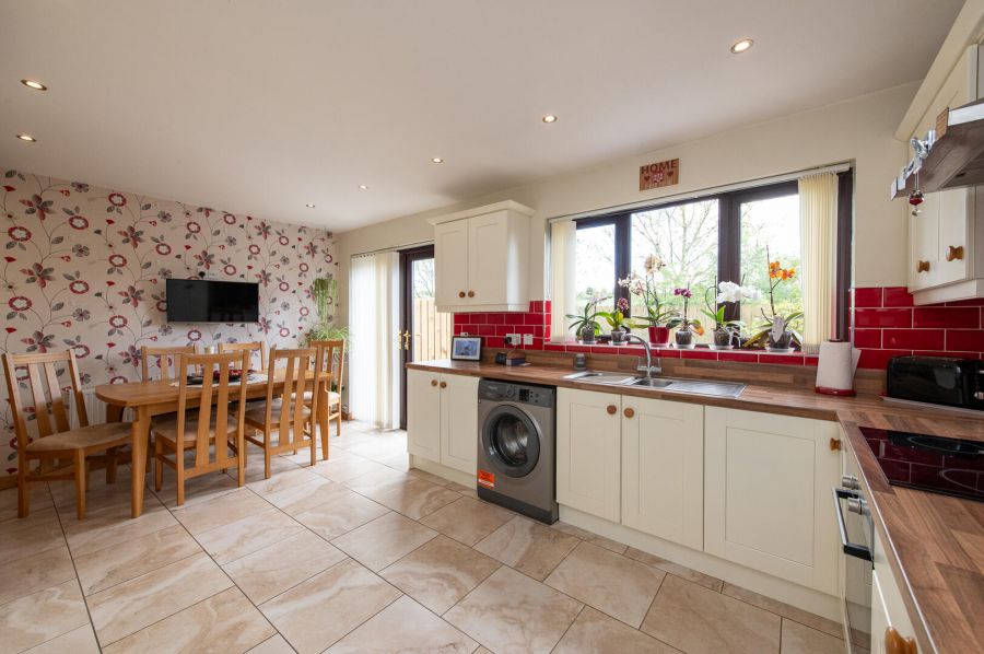 15 Millview Close