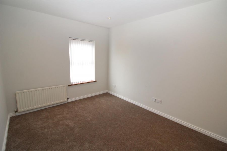 46 Mayfield High Street