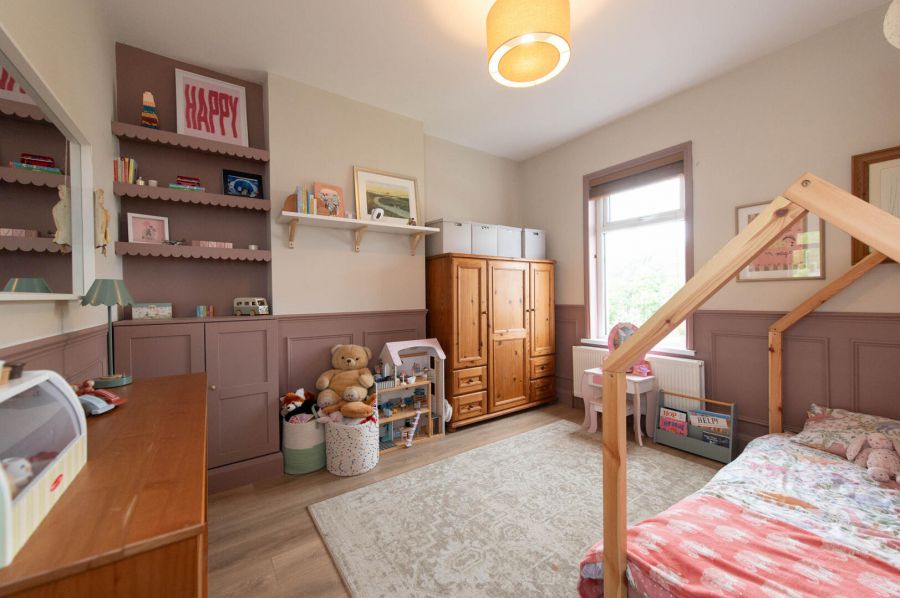 24 Mullaghmore Park