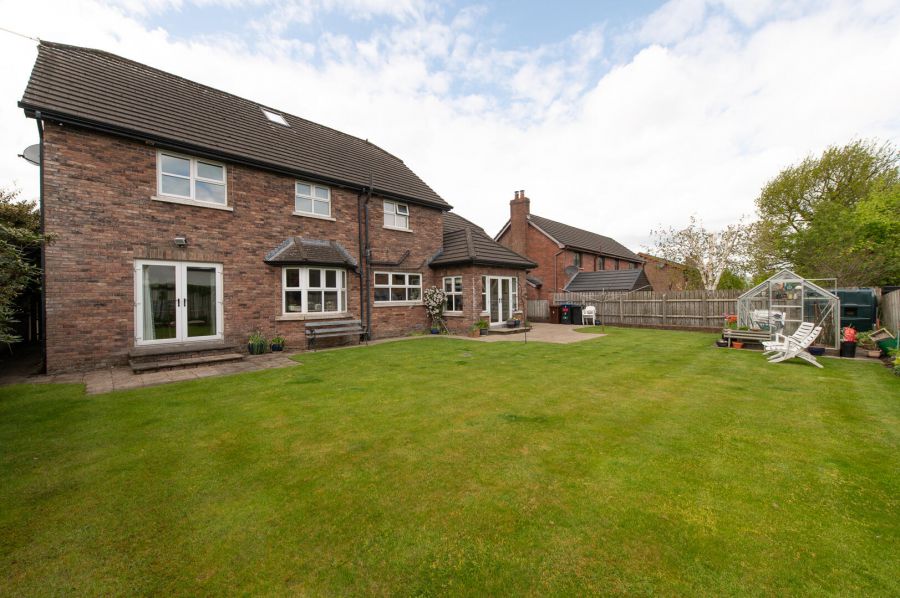 5 Lylehill Green