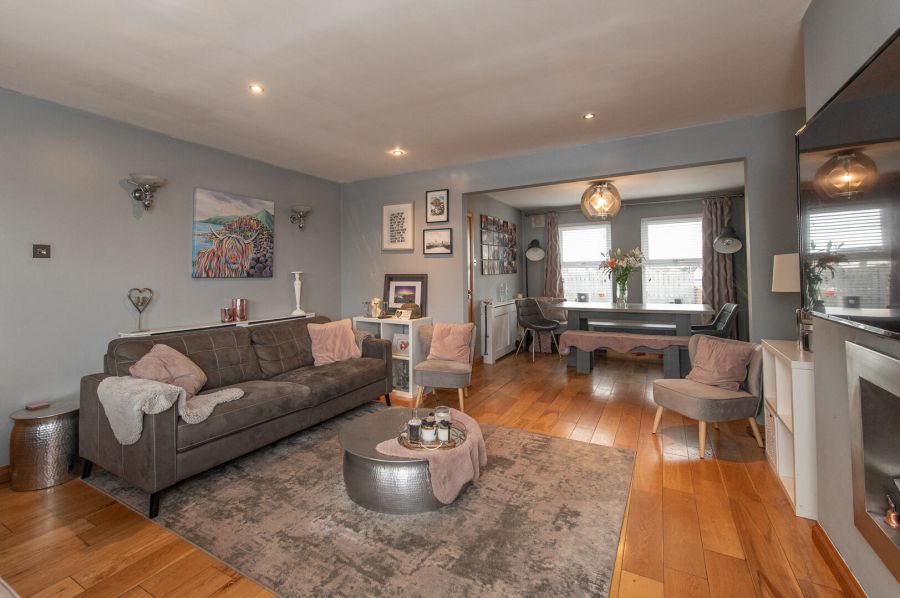 10 Mayfield Park