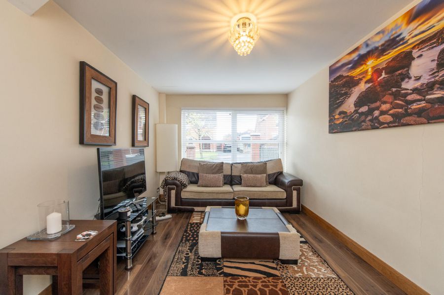 10 Mayfield Park