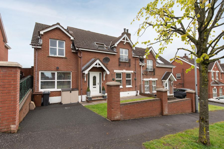 10 Mayfield Park