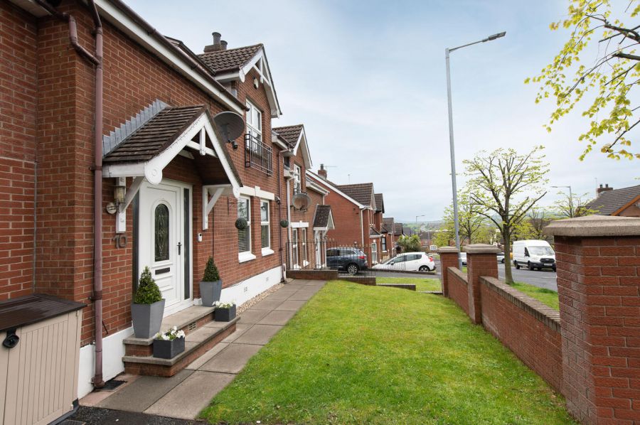 10 Mayfield Park