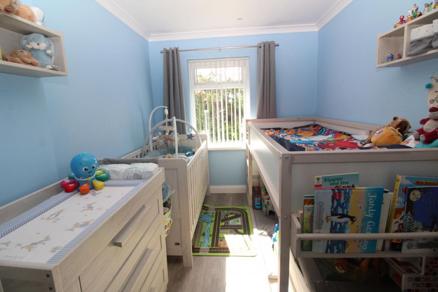 6 Beechgrove Gardens