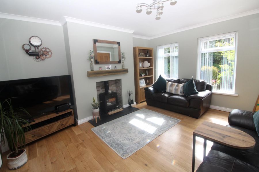 6 Beechgrove Gardens