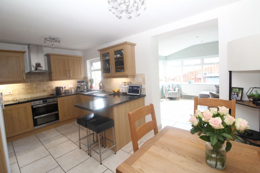 6 Beechgrove Gardens