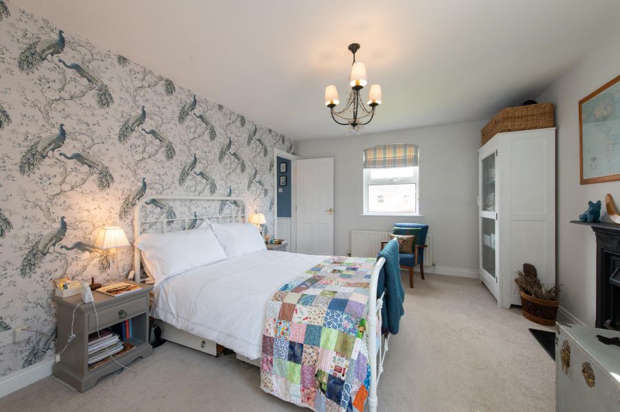 2 Berryfields Road