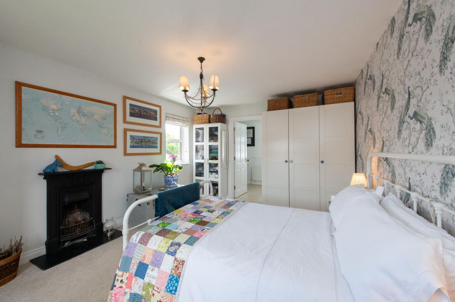 2 Berryfields Road