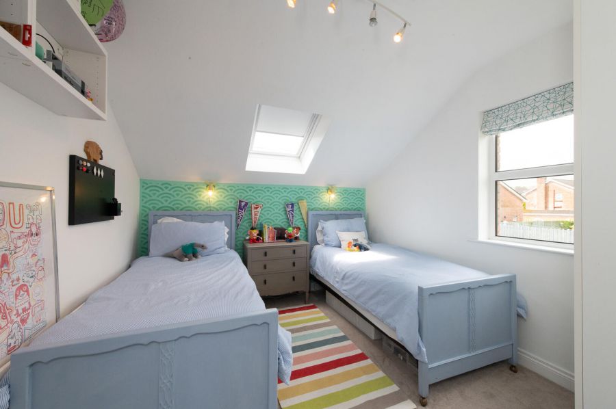 2 Berryfields Road