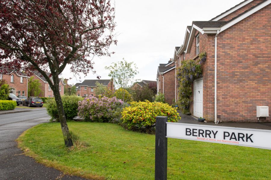 2 Berryfields Road