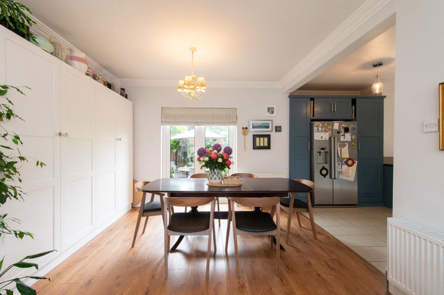 2 Berryfields Road