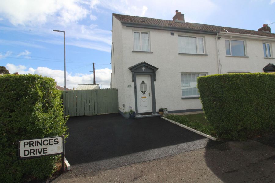 127 Princes Drive