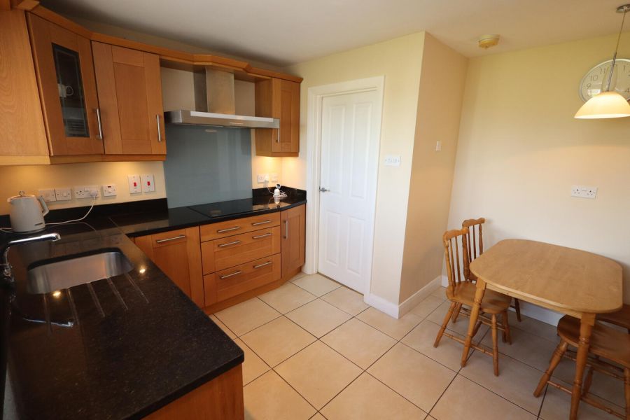 2 Fairhill Crescent