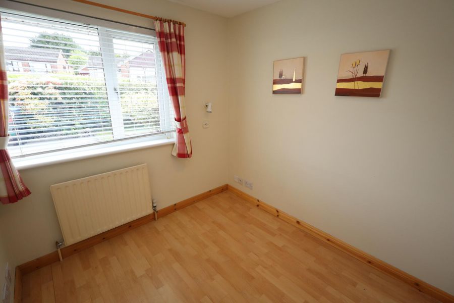 2 Fairhill Crescent