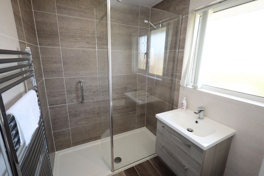 2 Fairhill Crescent