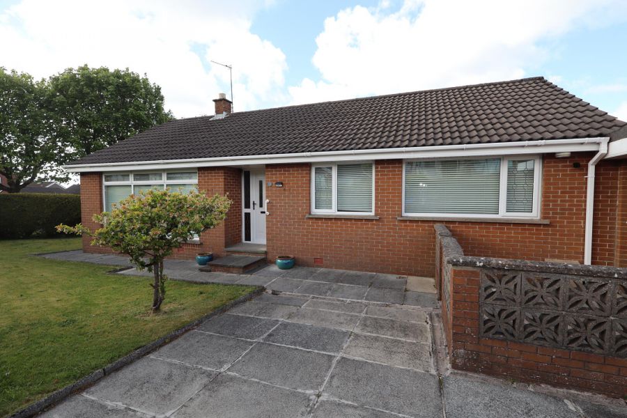 2 Fairhill Crescent