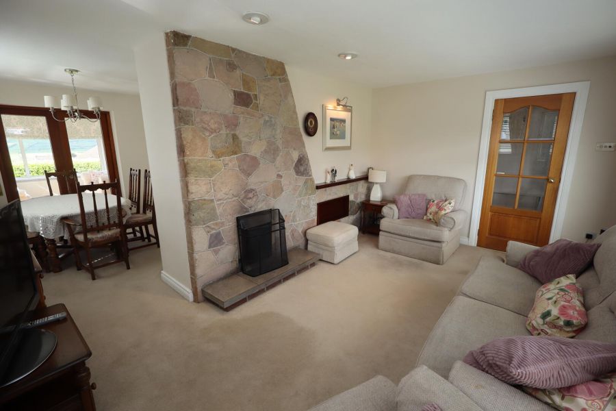 2 Fairhill Crescent