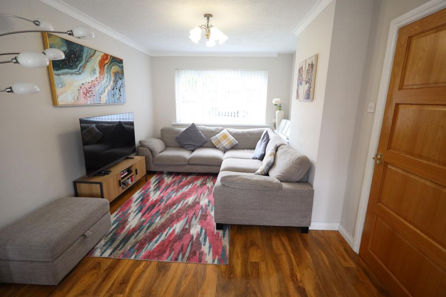 26 Liscoole Park