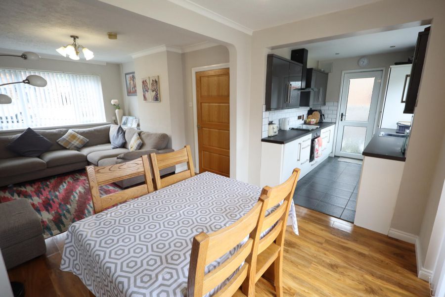 26 Liscoole Park