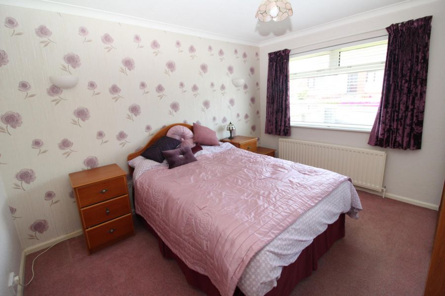 11 Waverley Road